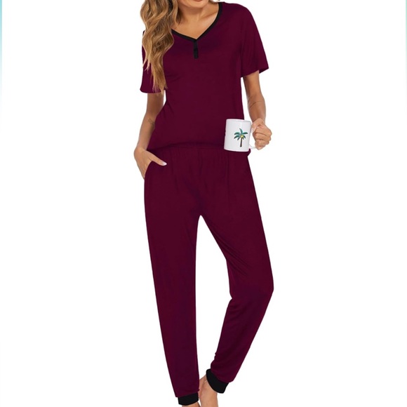 Pajamas Set - Picture 2 of 6